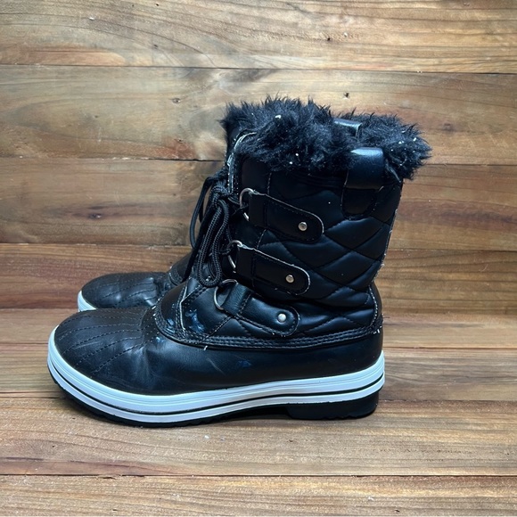 Sorel ONA RMX Glacy Plus WP waterproof fleece lined suede snow boots in black and sea salt